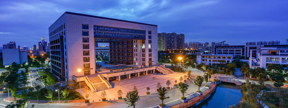 图书馆傍晚